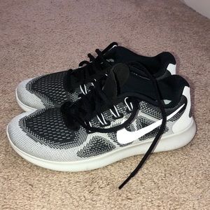 Women’s Nike shoes